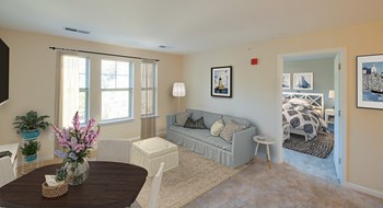Living room and bedroom - Photo Gallery 5