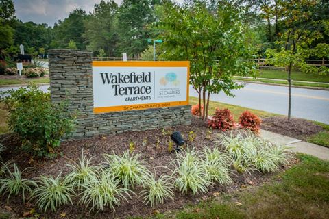 the sign for wakefield terrace at the entrance to the park