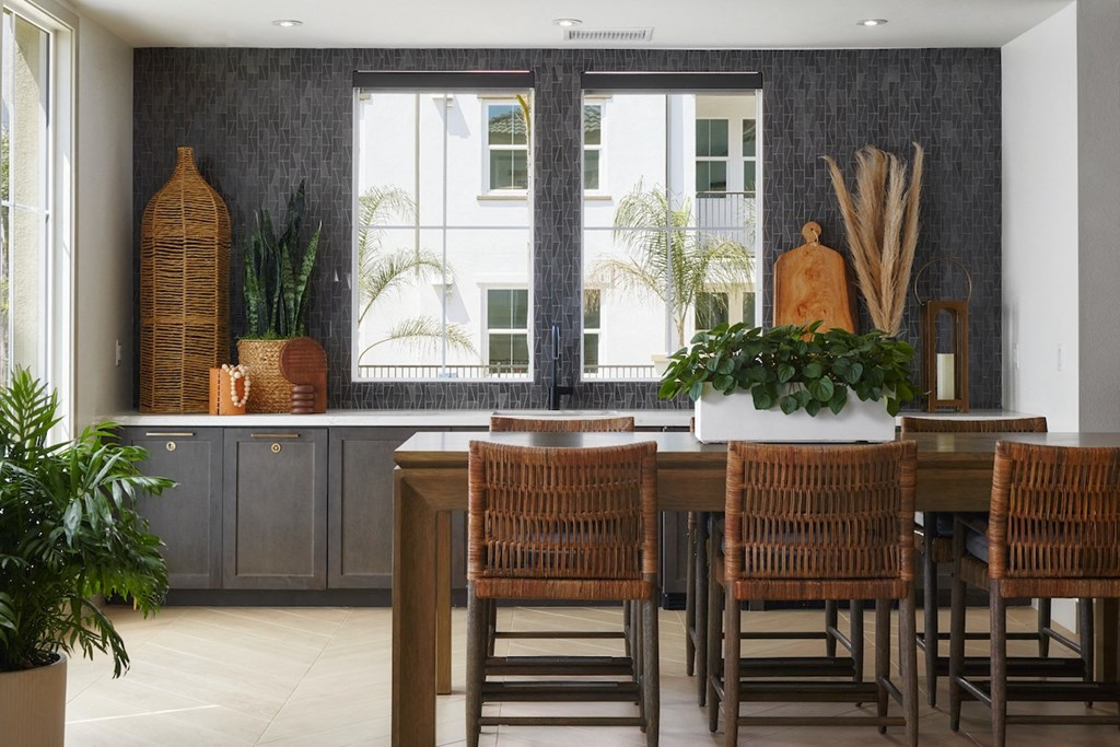 Lincoln Village Apartment Homes in Riverside California