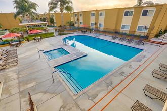 Swimming Pool at Whiffle Tree Apartments in Huntington Beach California.