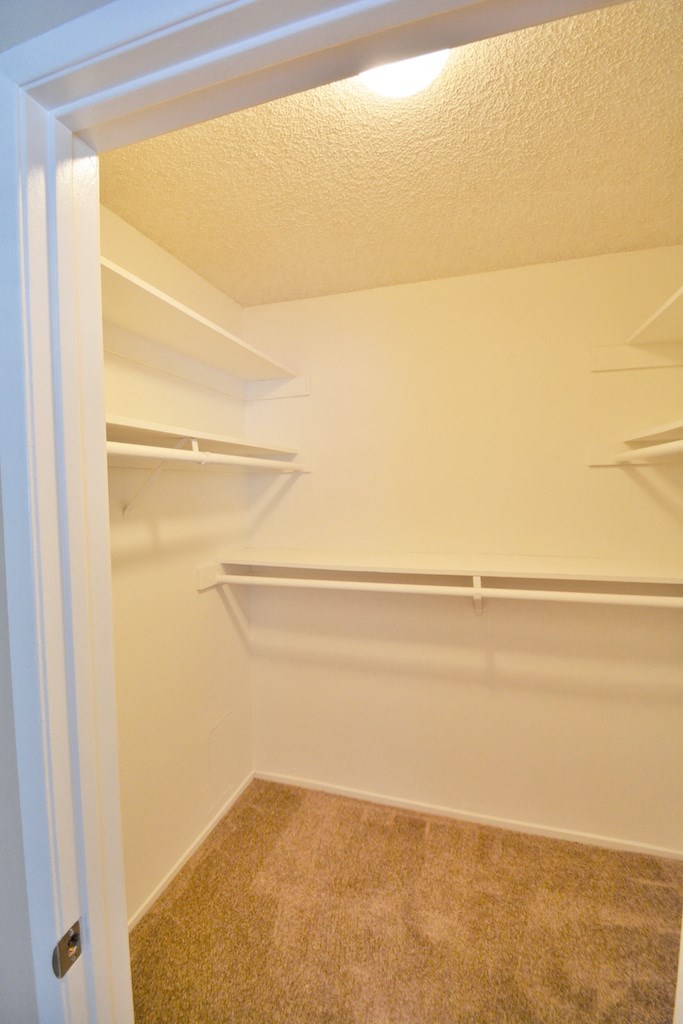Baywind Apartment Homes Bedroom Walk-in Closet