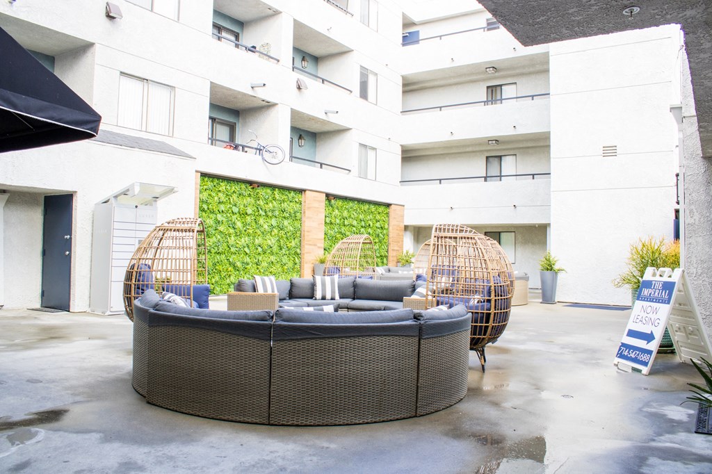 Imperial Apartments in Santa Ana, CA. Exterior Building View