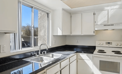 69155 Dinah Shore Drive 1-2 Beds Apartment for Rent