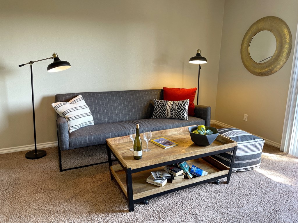 Spacious Studio Apartment in Paradise Gardens at Long Beach California.
