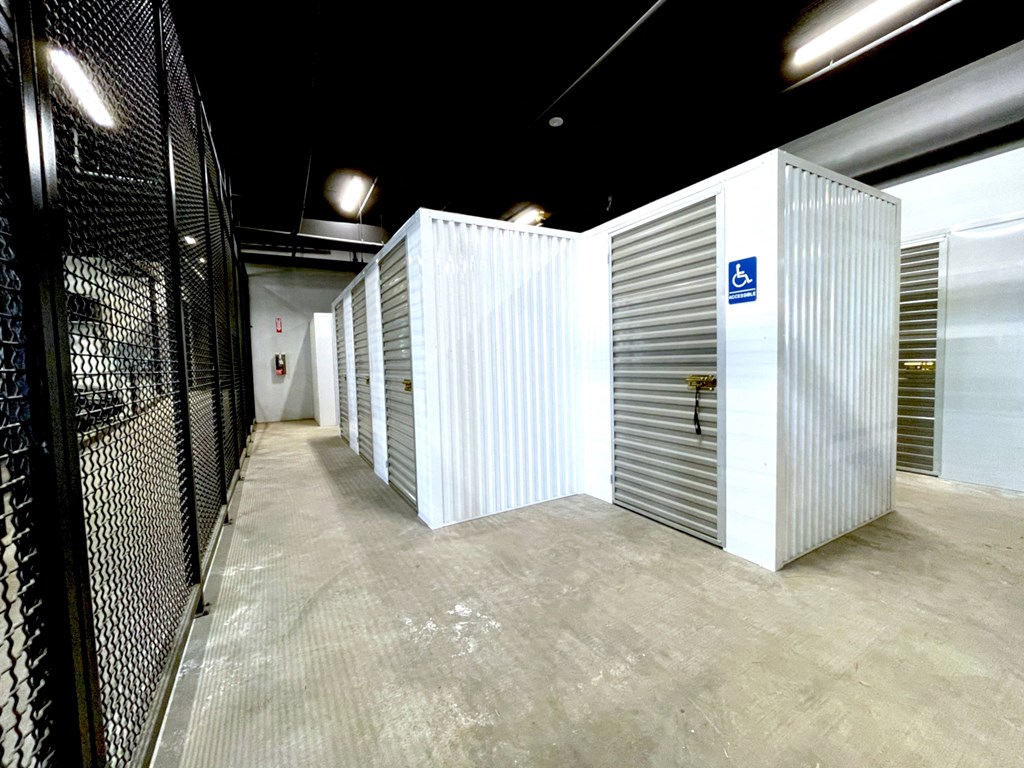 The Fairfax Apartments in Los Angeles featuring pet friendly luxury one bedroom and studios.