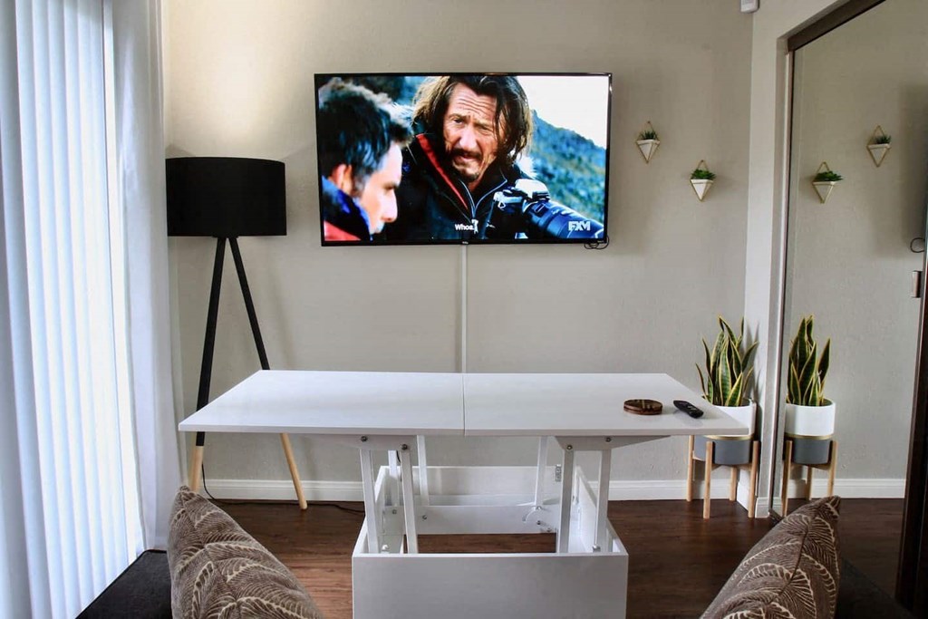 Interior photo of The Imperial Apartment Homes in Santa Ana, California.