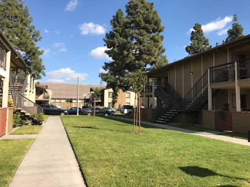 Greenbriar Woods Apartment Homes in Fullerton California.