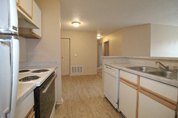 Bayberry Village | Well-Equipped Kitchen Bayberry Village Kitchen II - Photo Gallery 6