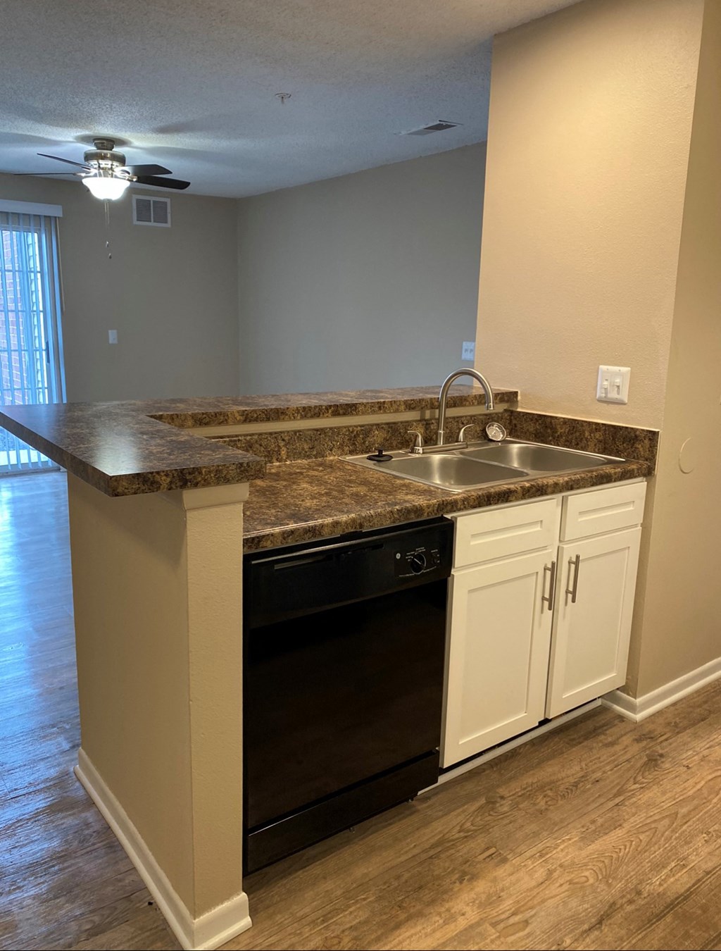 BayOak Apartments Breakfast Bar - Upgrade