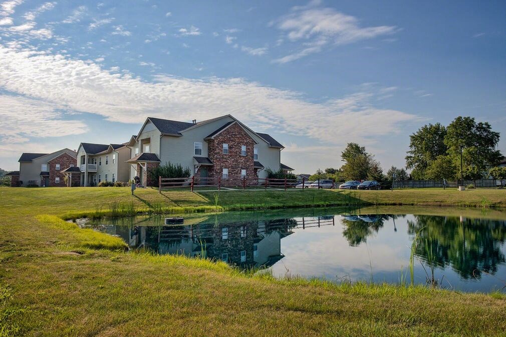 Hidden Ponds Community