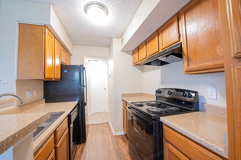 Deer Cross Apartments Lufkin, TX Kitchen II