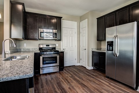 Pembrook Place Townhomes Hamilton Floor Plan Kitchen