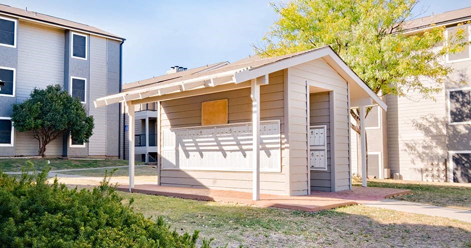 Huntington Pointe Apartments Mail Center