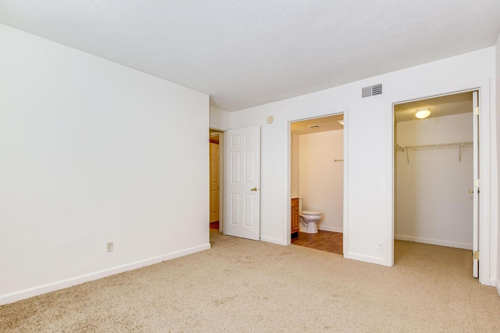 Meadows at Green Tree Apartments in Clarksville, IN Living Room