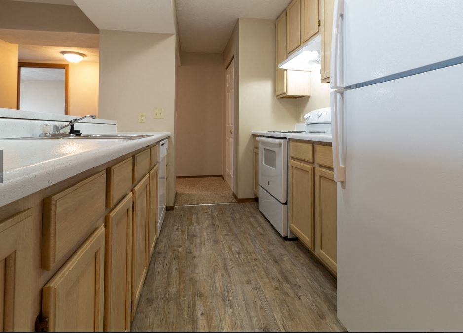 Oakbrook Court Kitchen III