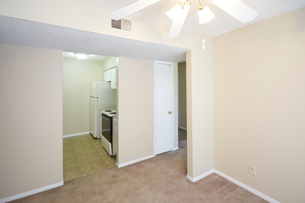 Park Meadows Apartments Kansas City MO Living Room into Kitchen
