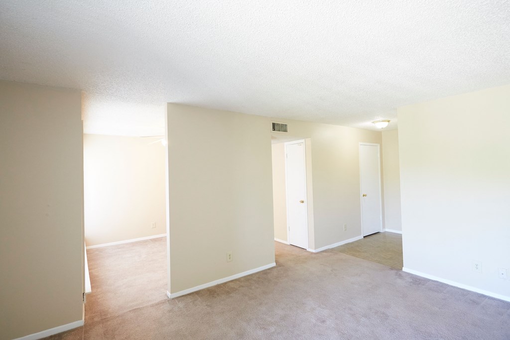 Park Meadows Apartments Kansas City Living Room into Dining Room