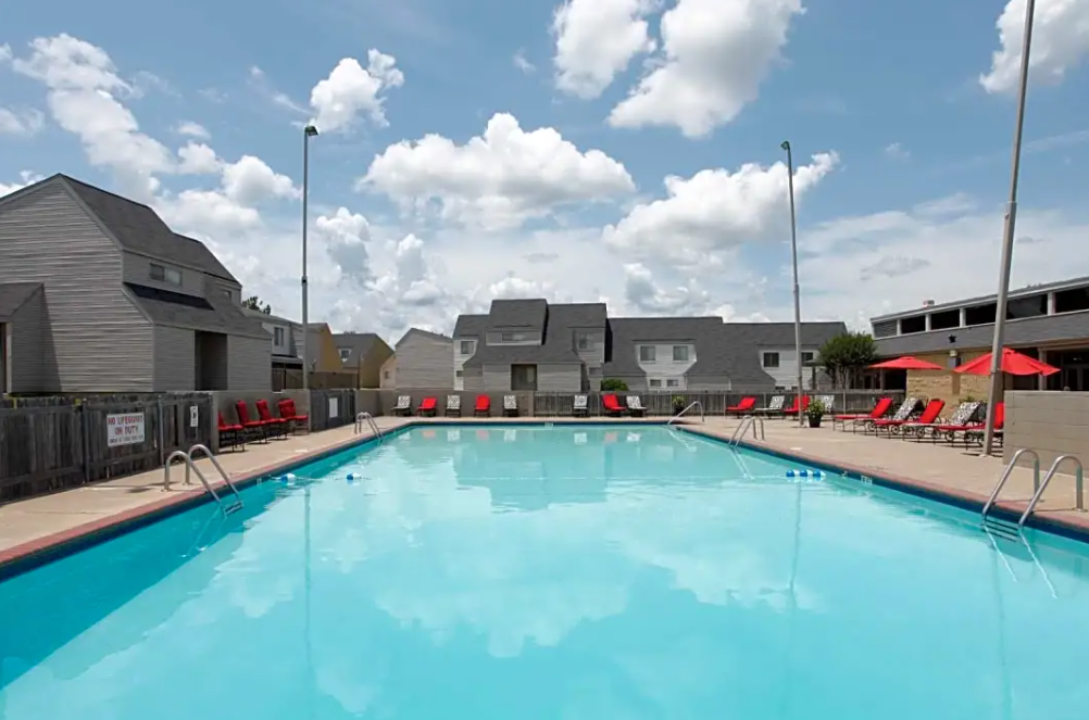 Sturbridge Townhouses Pool II