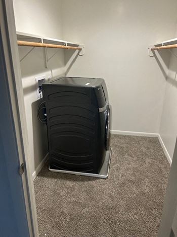 Washer/Dryer Included*