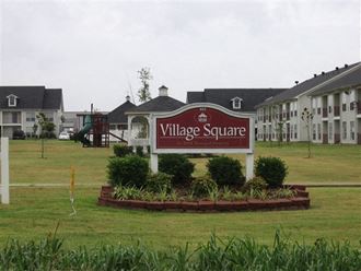 Village Square of Searcy Exterior Photo of Signage