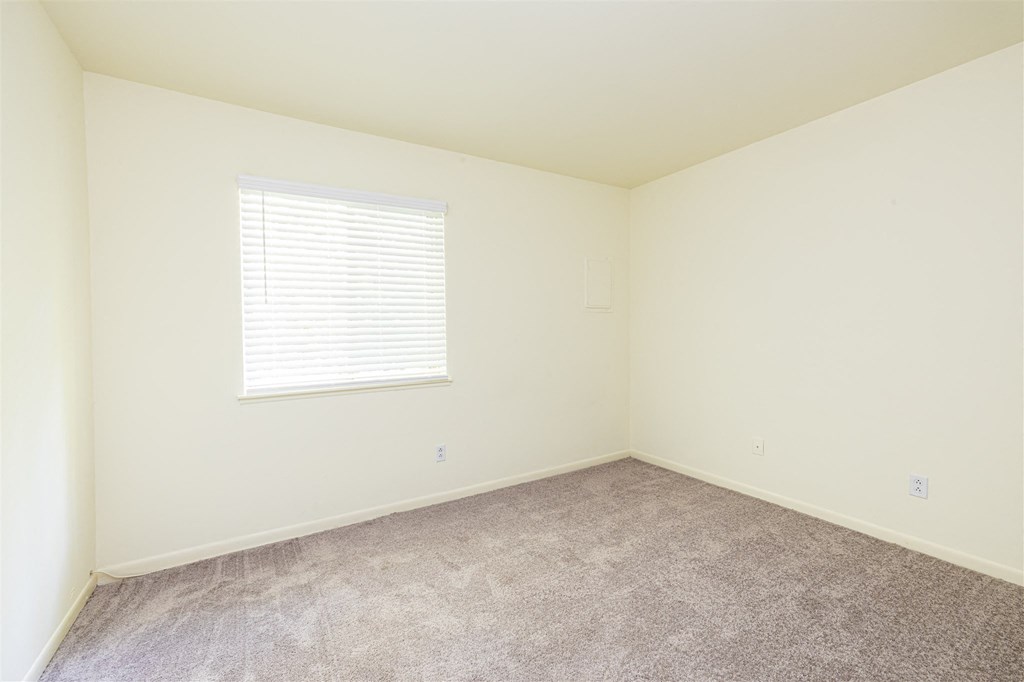 Woodscape Apartments Upgraded Bedroom VI