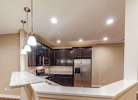 Pembrook Place Townhome - Charleston Floor Plan Breakfast Bar