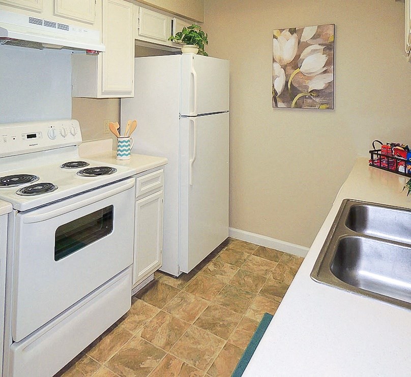 Ashton Pines Apartments Shreveport, LA Kitchen II