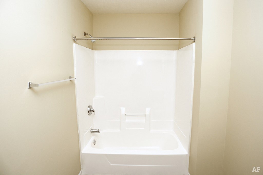 Hidden Ponds Apartments, 1 Creekside Drive, Gas City, IN RentCafe