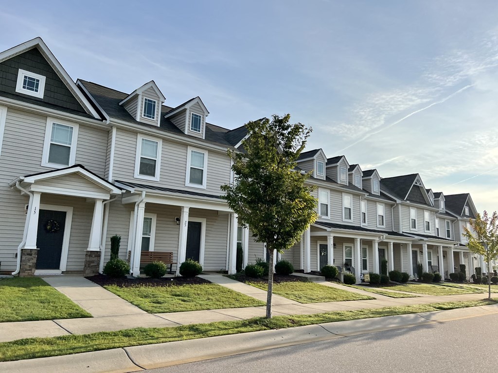 LionsGate Townhome Rentals