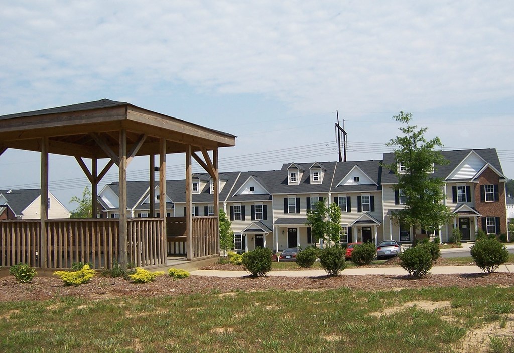 Mingo Creek Townhomes Gazebo