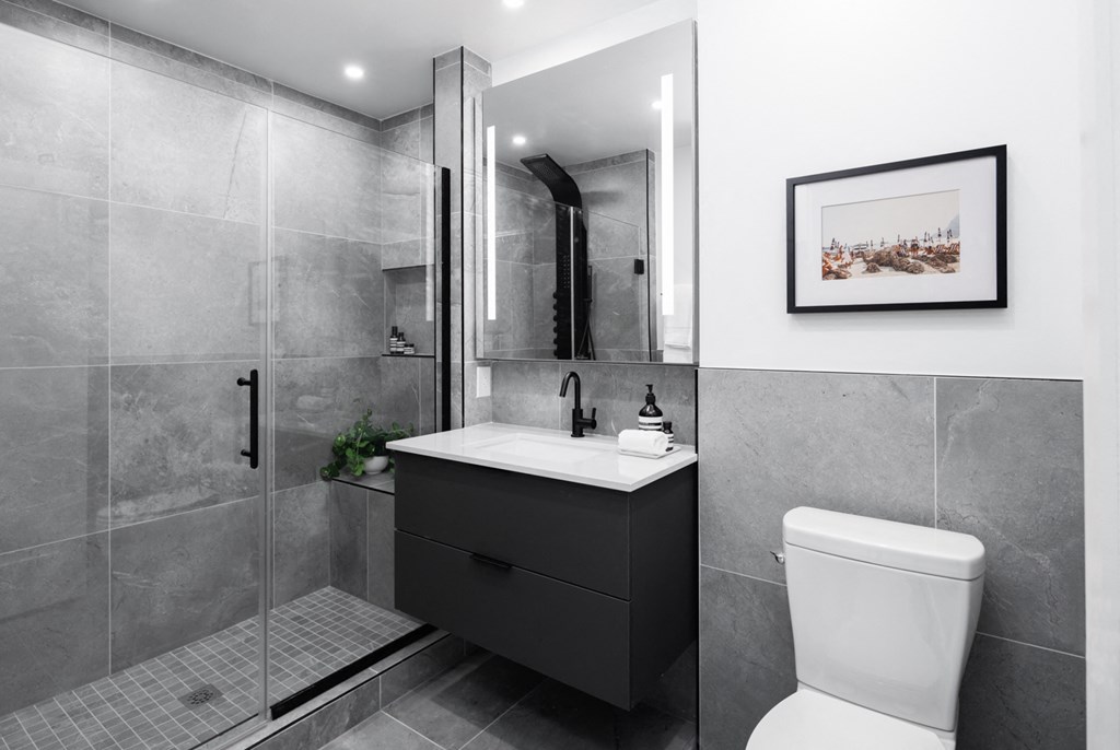 2 Bedroom - Bathroom