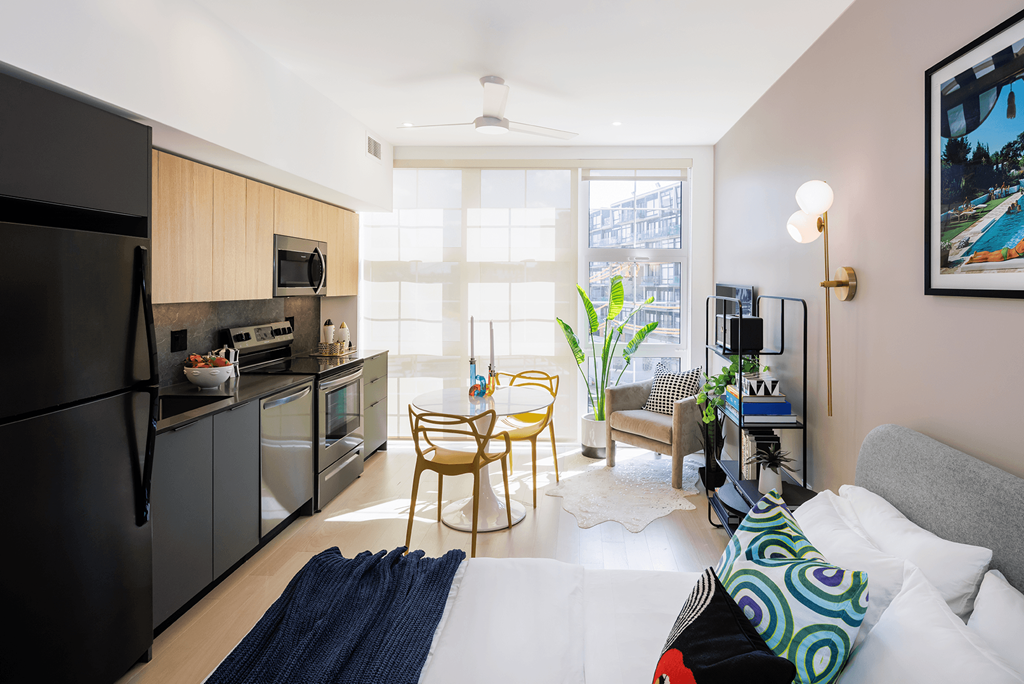 Studio - Sleek Finish