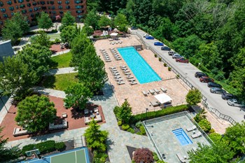 Rittenhouse Hill Backyard Rittenhouse Hill Backyard - Photo Gallery 6