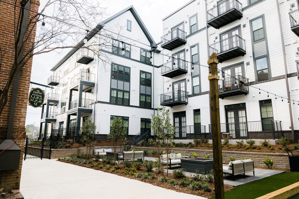 Property Exterior at The Quarter House, Mississippi