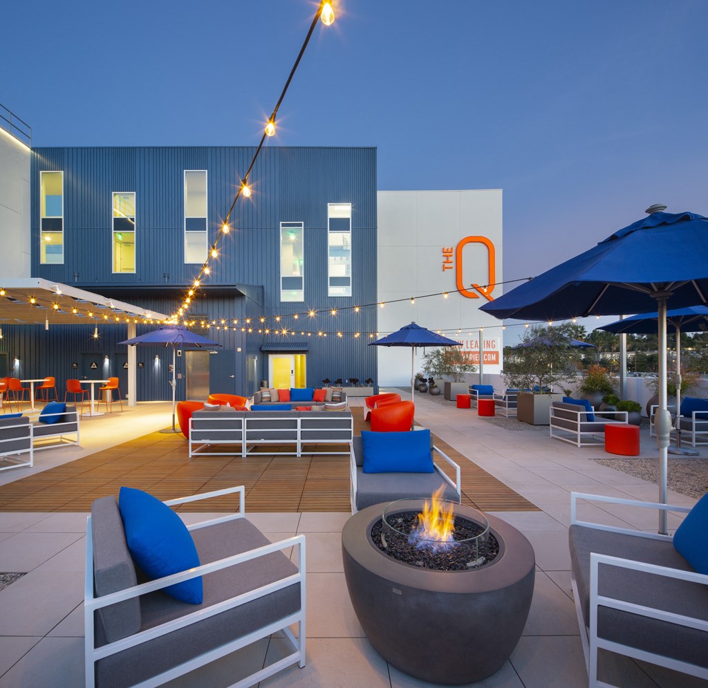 outside sitting area the q variel  woodland hills ca