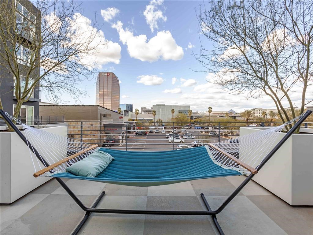 Circa Central Avenue