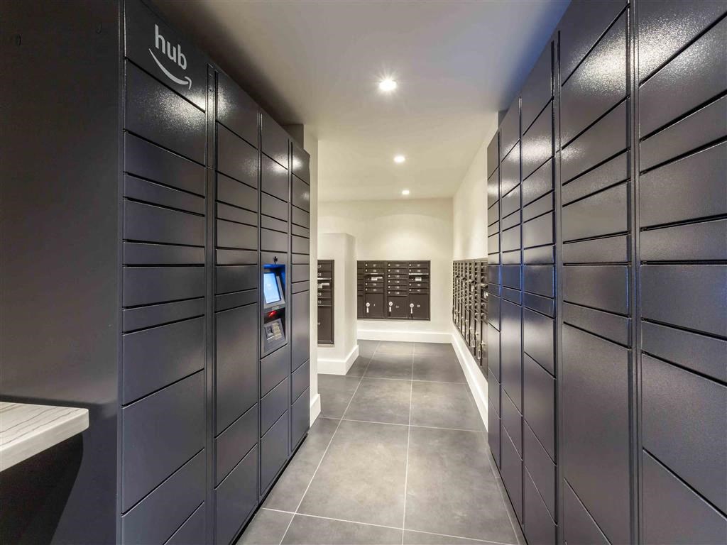 Circa Central Avenue