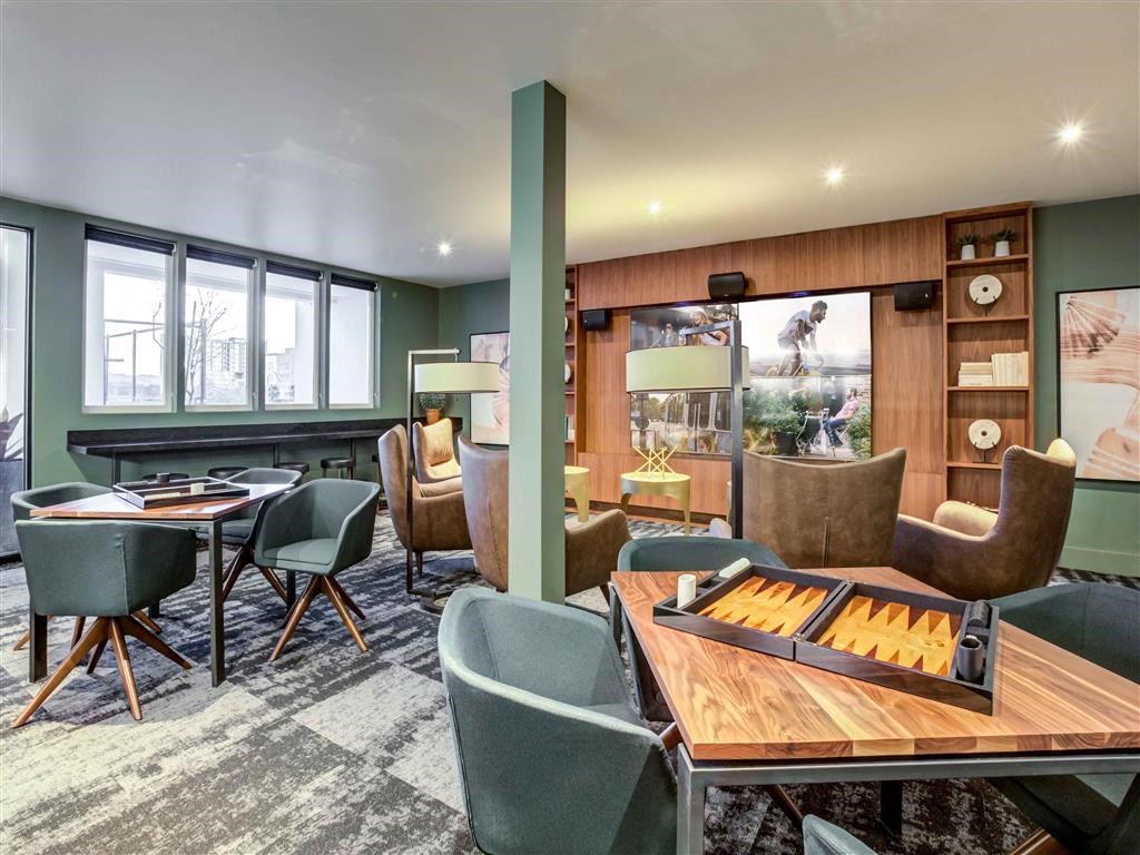 Circa Central Avenue