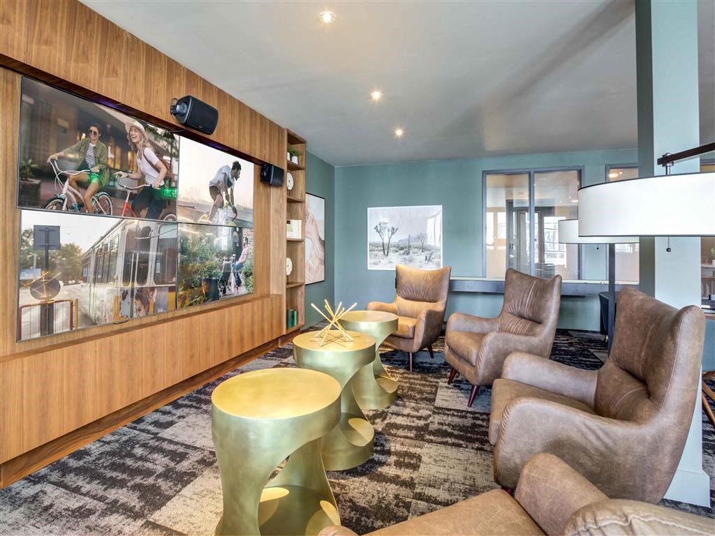 Circa Central Avenue