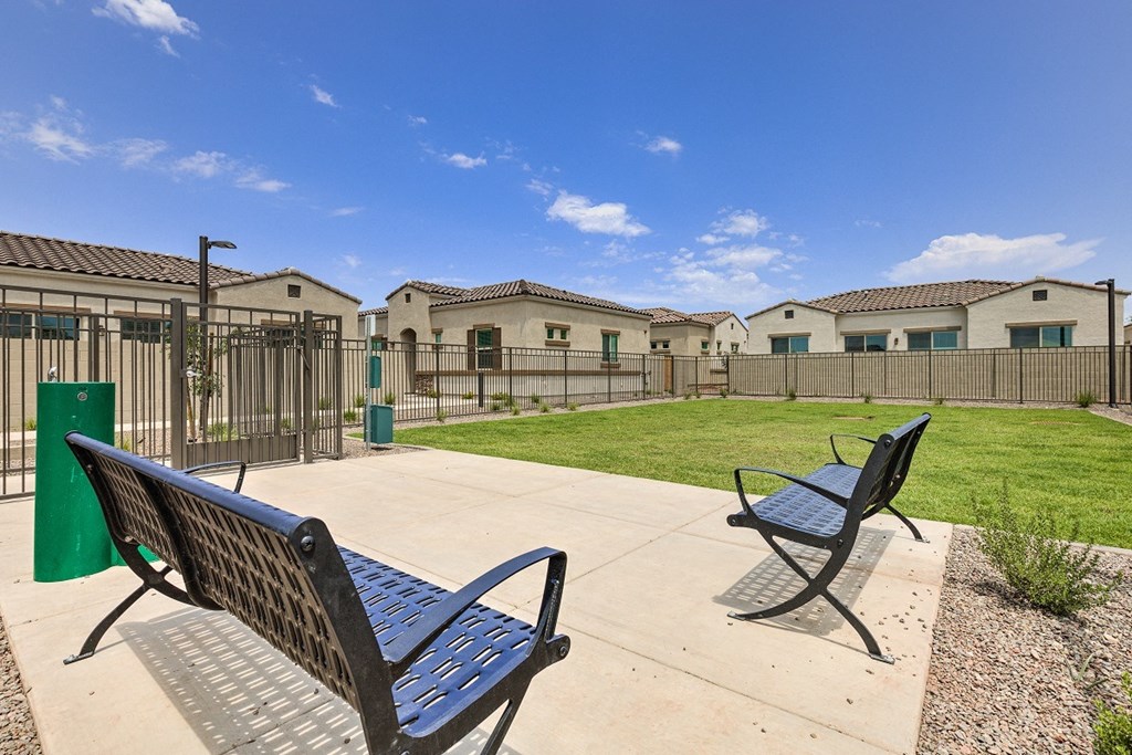 Spacious Dog Park at Pillar Lago