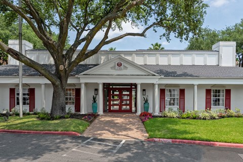 Clubhouse, Leasing Office, Exterior, Leasing