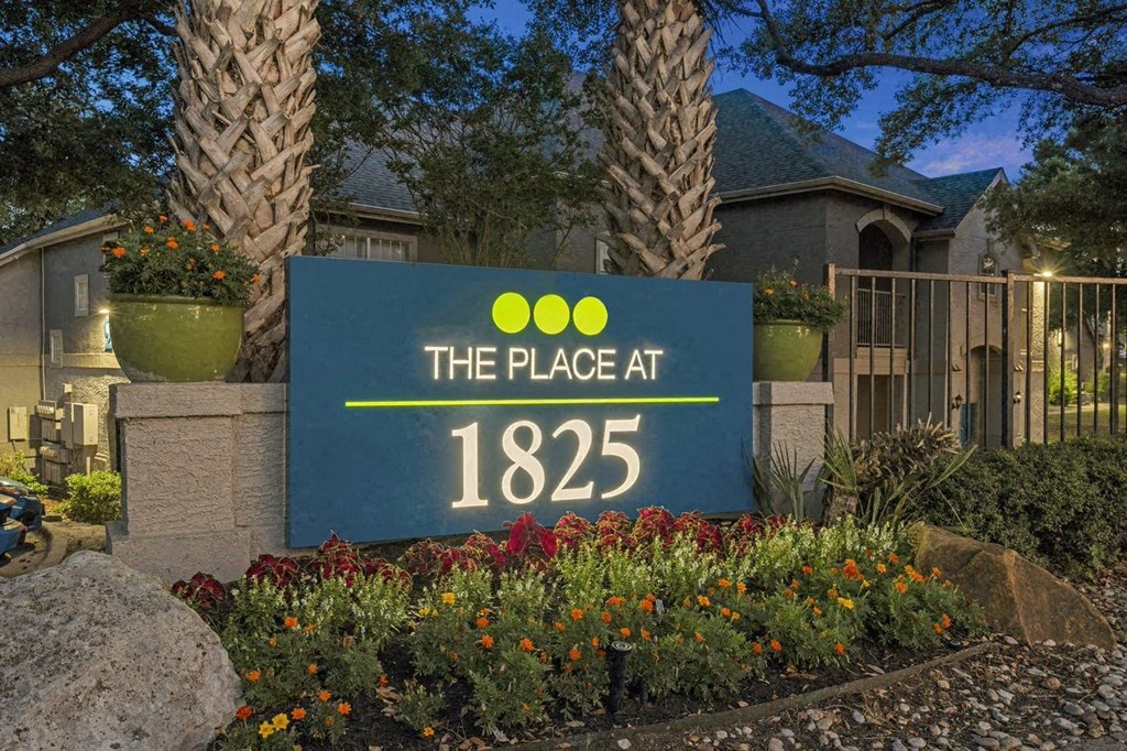 Property Sign, Entrance