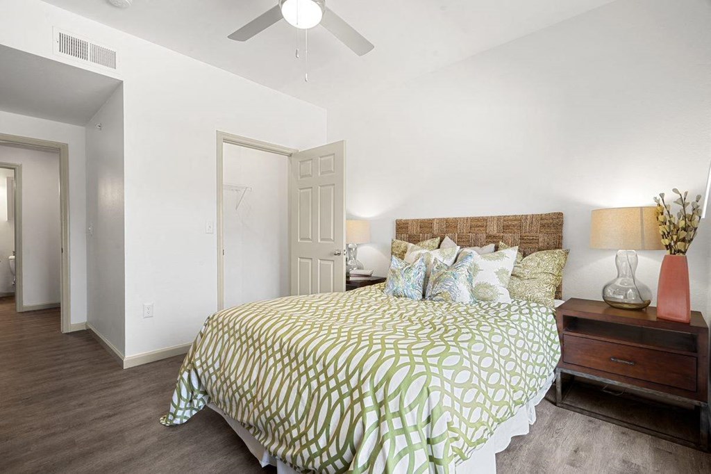 Bedroom, Bed, Closet, Interior Design