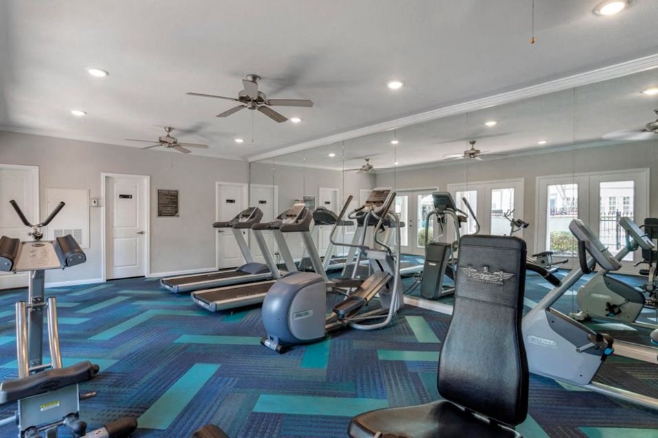 the gym at the estates at johnsons crossing