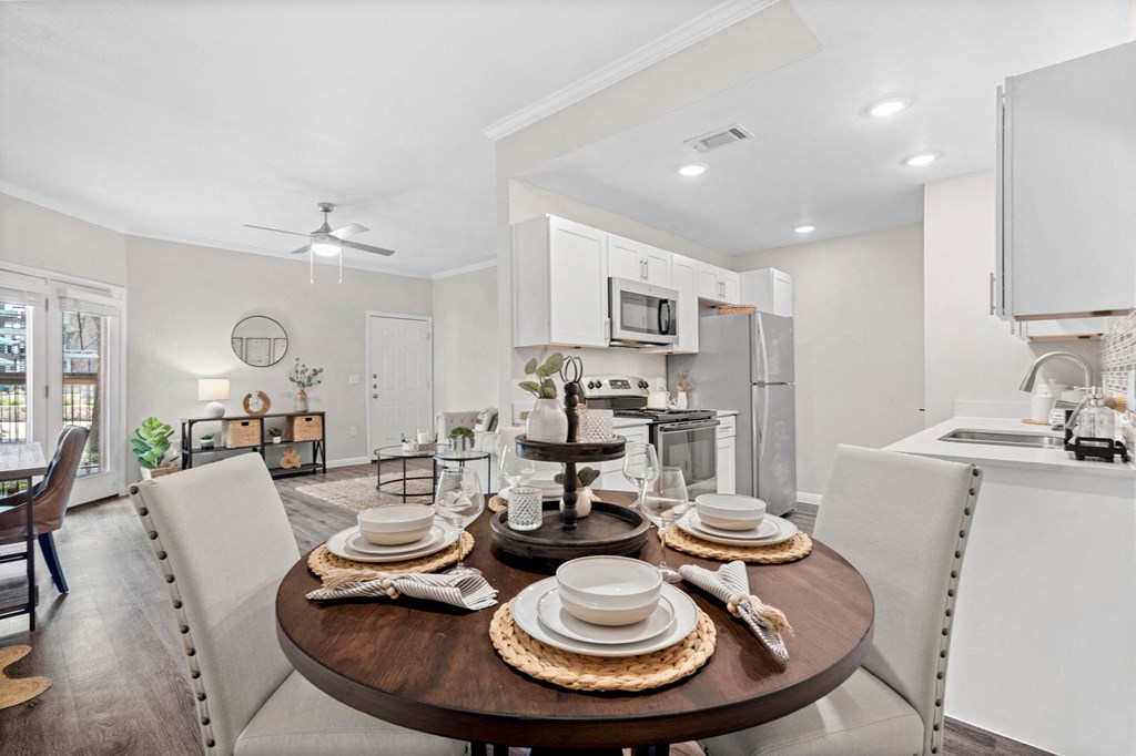 Dining, Table, Kitchen, Living Area