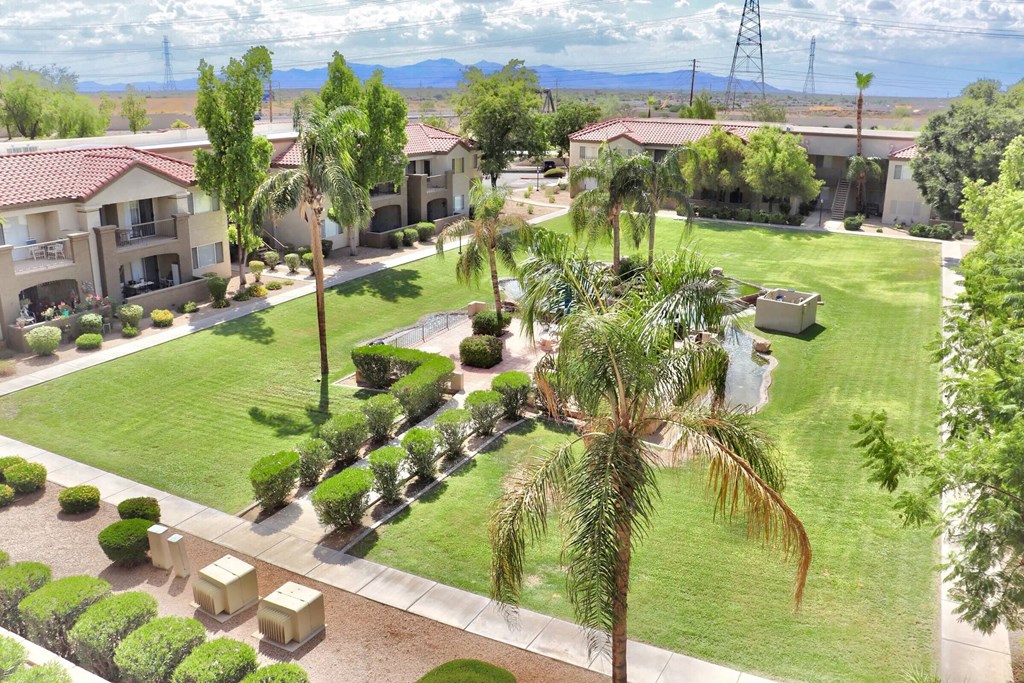 13638 N. Newcastle Drive 1-2 Beds Apartment for Rent - Photo Gallery 1