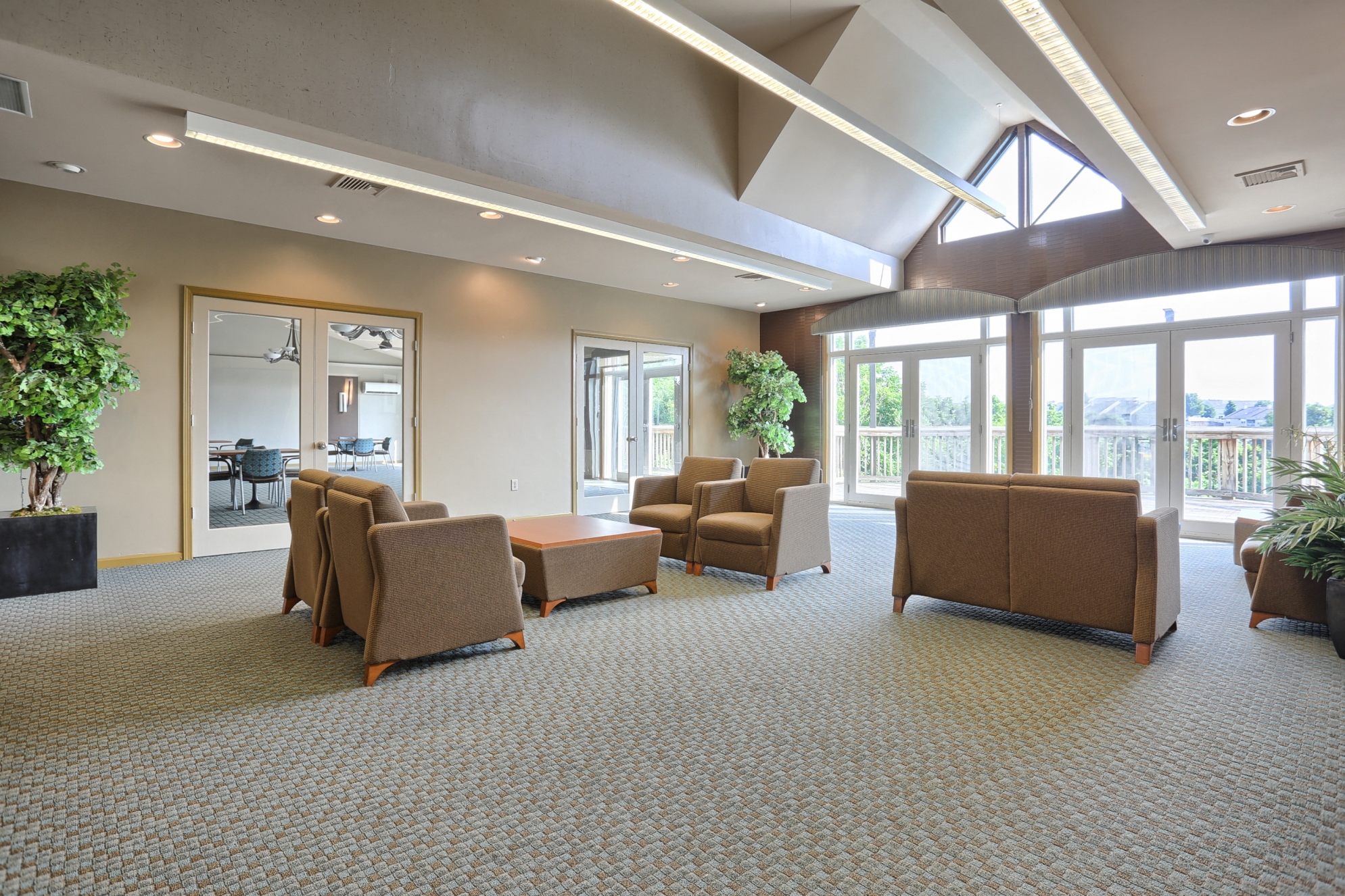 Springford Apartments