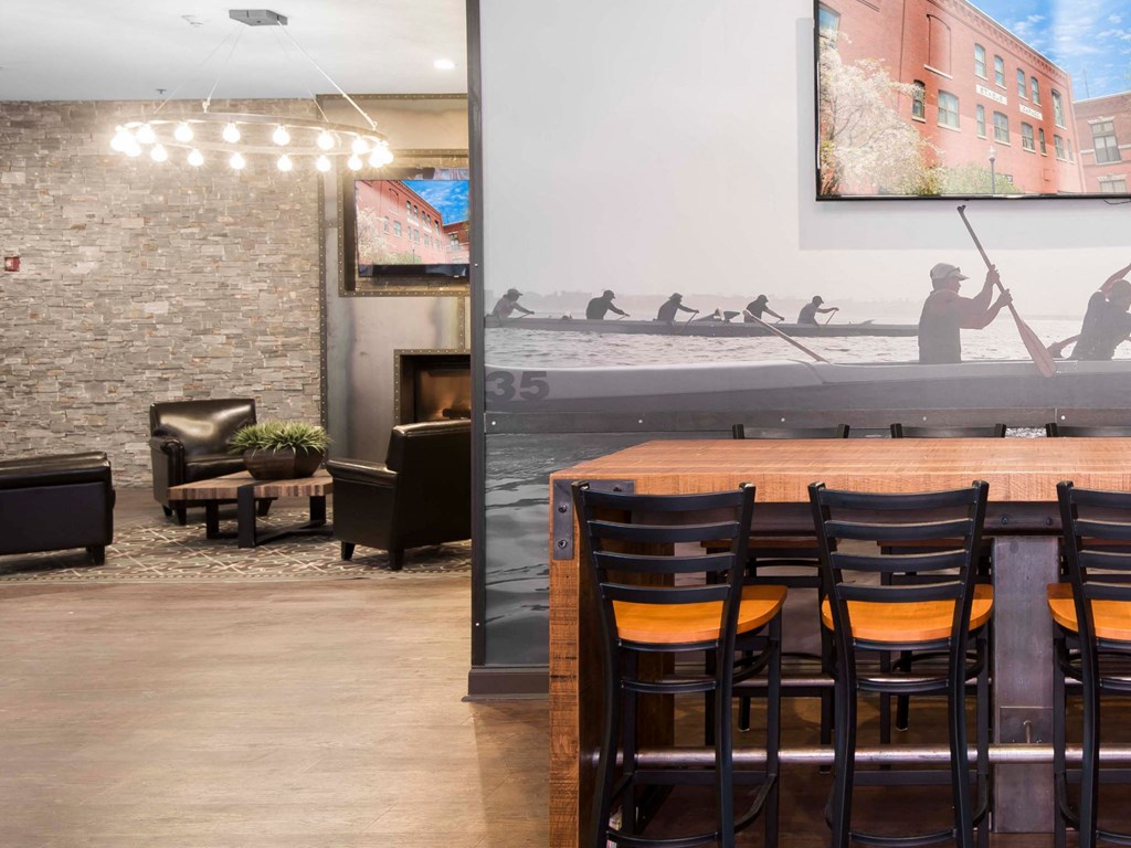 The furnished lobby and resident lounge at Kardon Atlantic