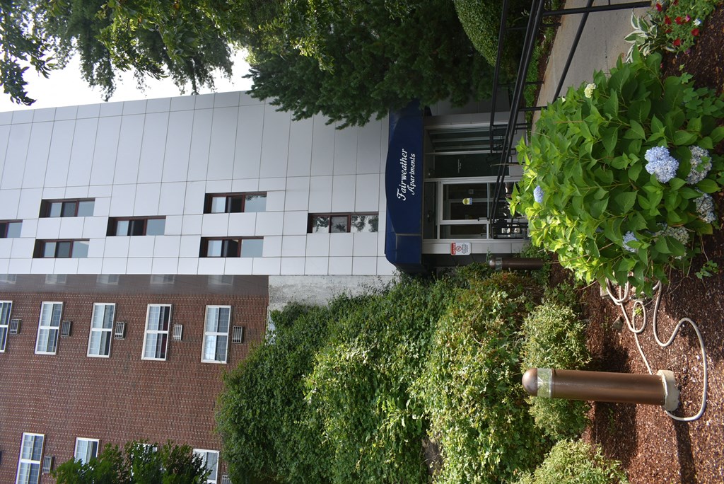 the building where the hotel is located