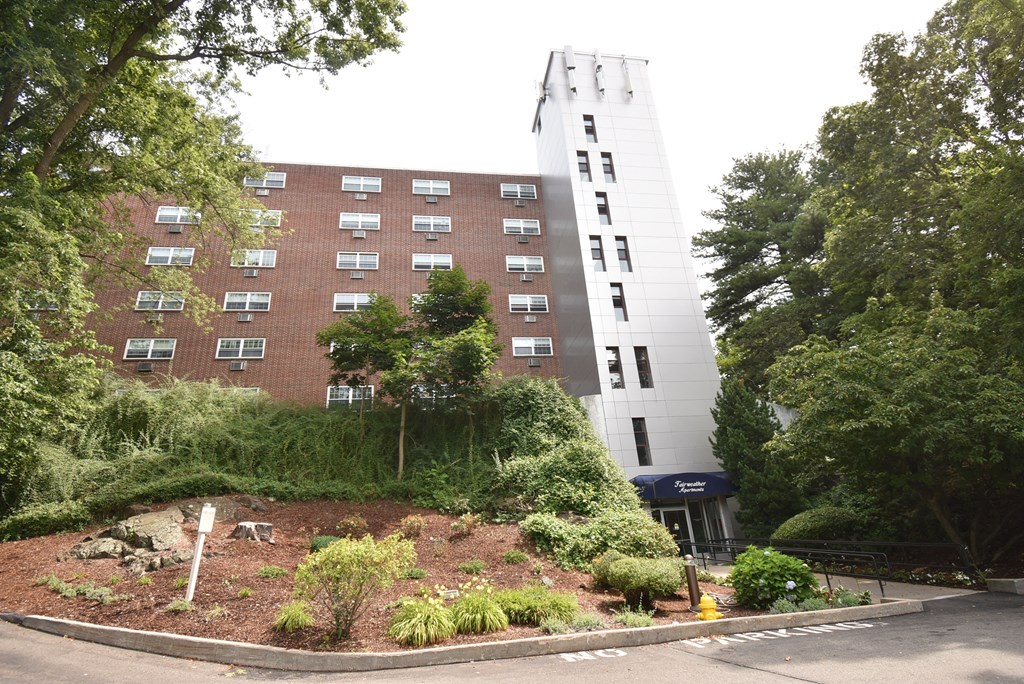 the building where the hotel is located is shown